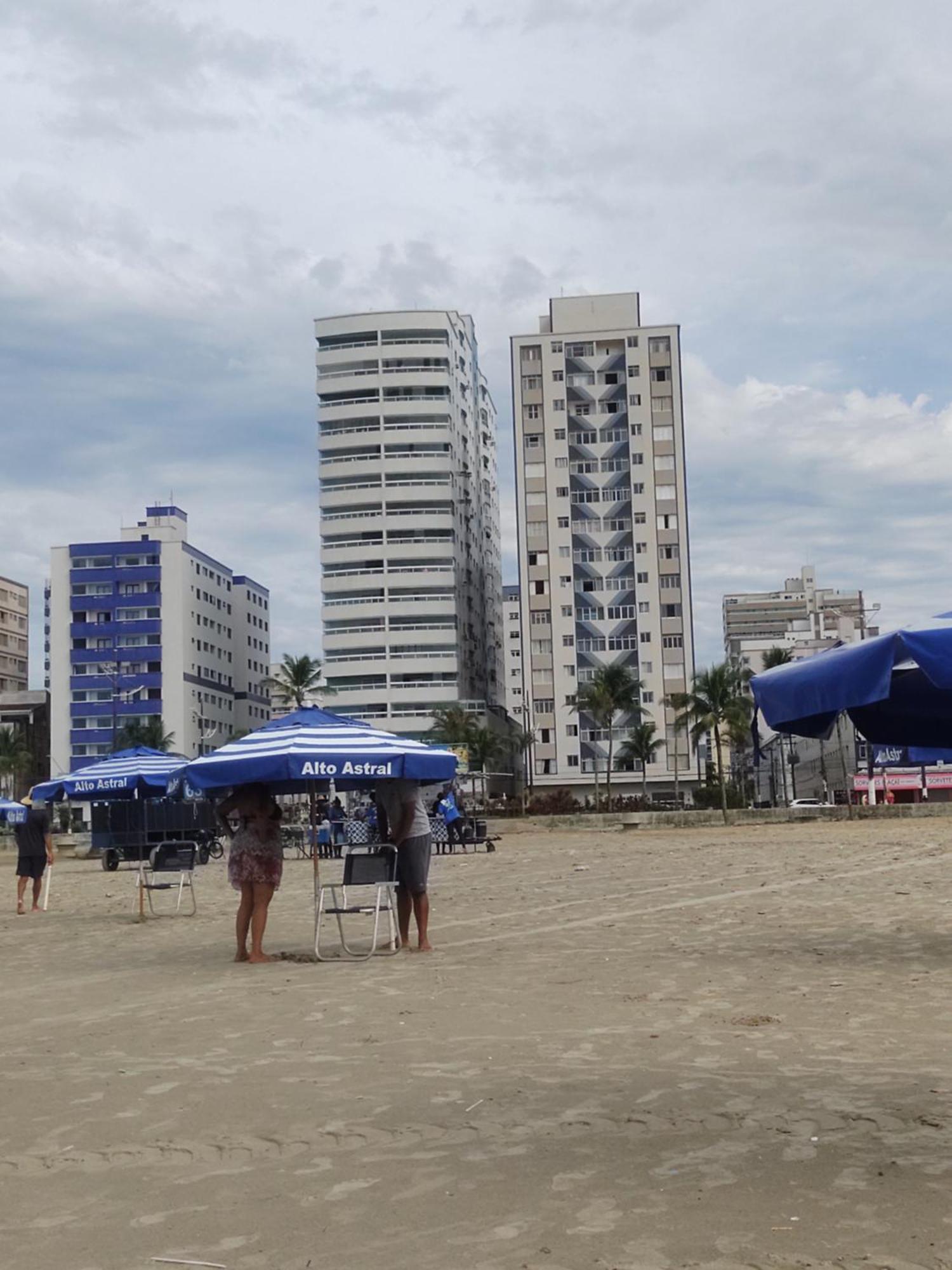 Apto Praia Grande Frente Ao Mar Vista P Praia Kitao Pe Na Areia Guilhermina Экстерьер фото
